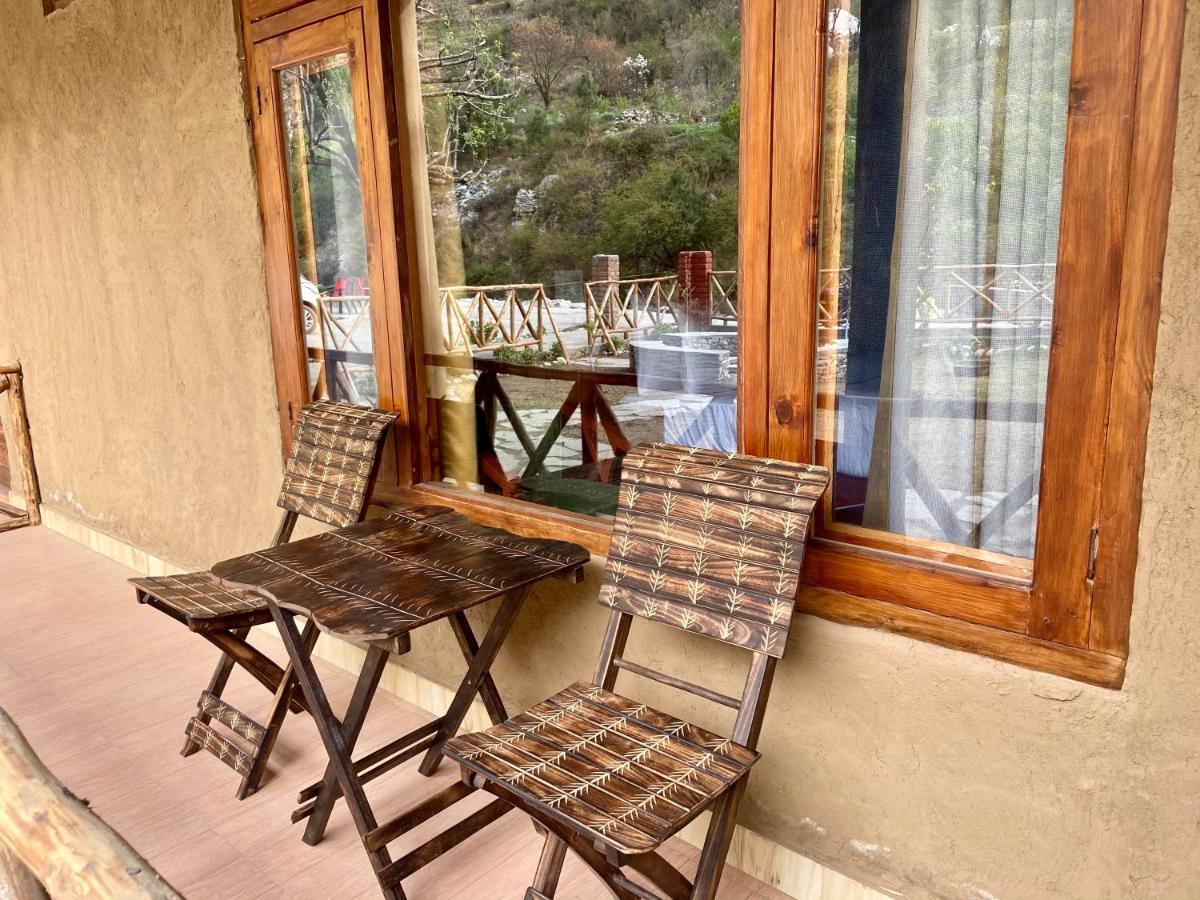 Shivadya Tirthan - Tirthan Valley Banjar Exterior photo