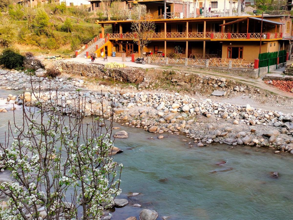Shivadya Tirthan - Tirthan Valley Banjar Exterior photo