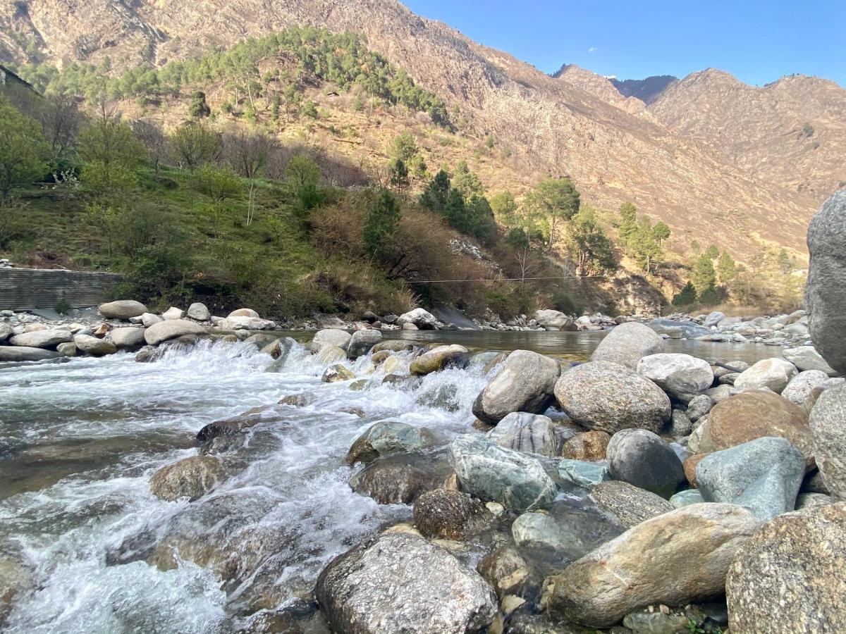 Shivadya Tirthan - Tirthan Valley Banjar Exterior photo