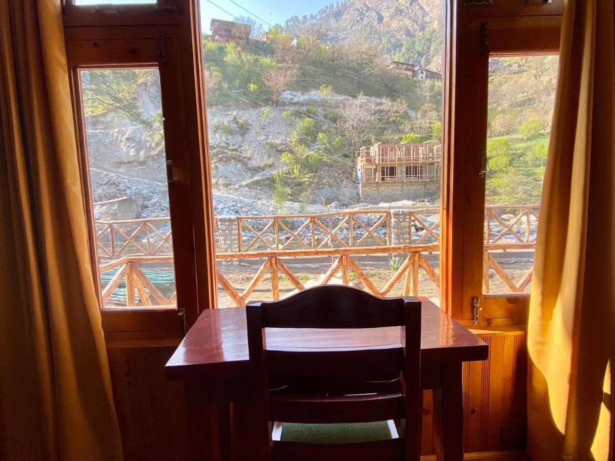 Shivadya Tirthan - Tirthan Valley Banjar Exterior photo