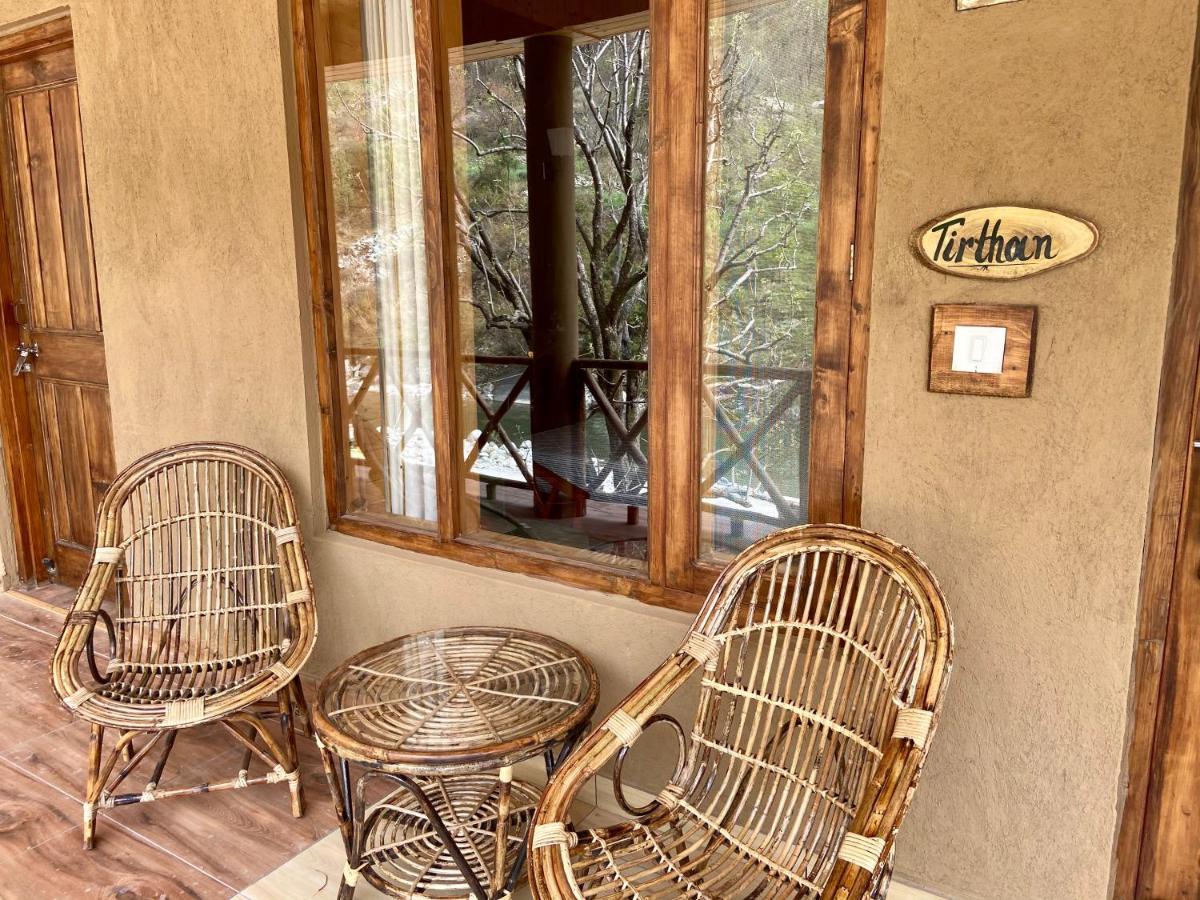 Shivadya Tirthan - Tirthan Valley Banjar Exterior photo