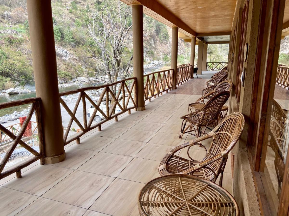 Shivadya Tirthan - Tirthan Valley Banjar Exterior photo