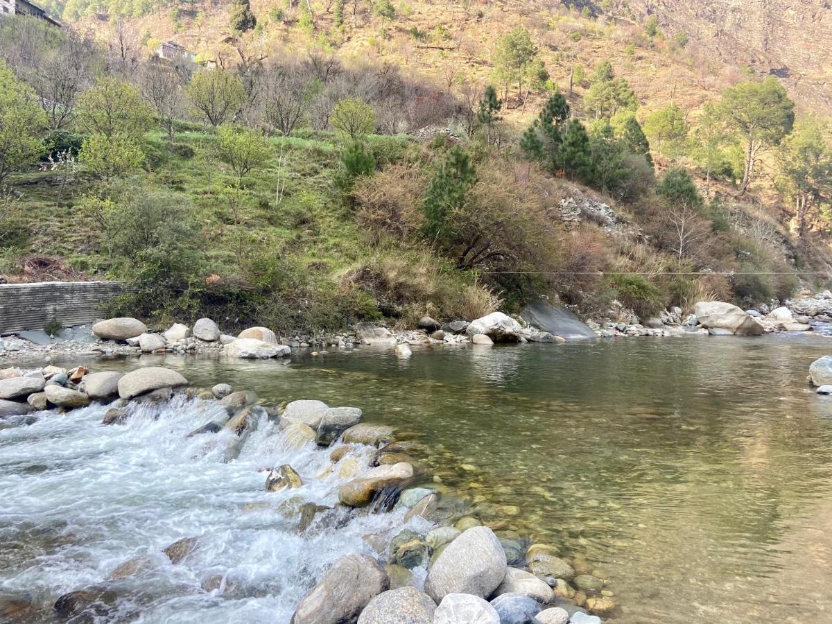 Shivadya Tirthan - Tirthan Valley Banjar Exterior photo