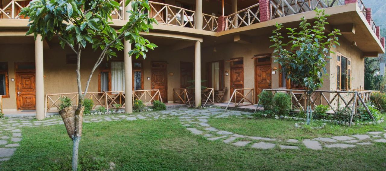 Shivadya Tirthan - Tirthan Valley Banjar Exterior photo