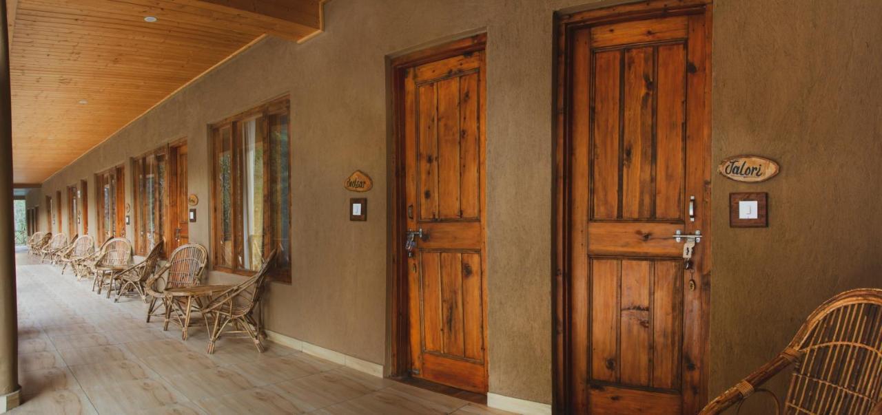 Shivadya Tirthan - Tirthan Valley Banjar Exterior photo