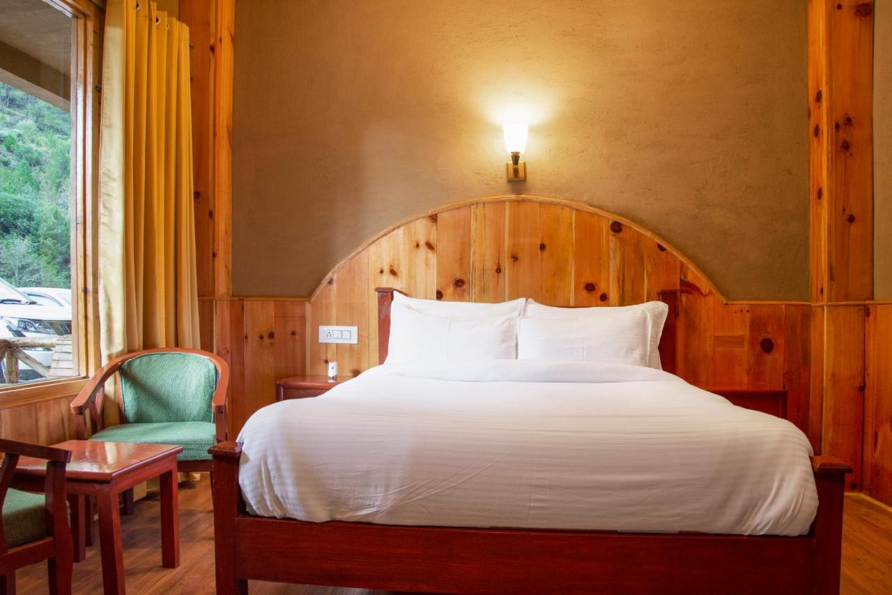 Shivadya Tirthan - Tirthan Valley Banjar Exterior photo