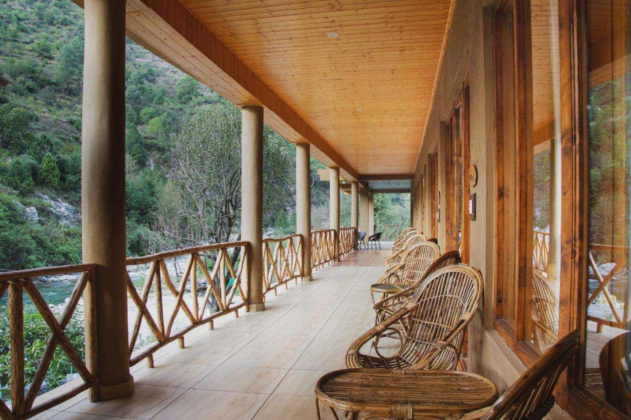 Shivadya Tirthan - Tirthan Valley Banjar Exterior photo